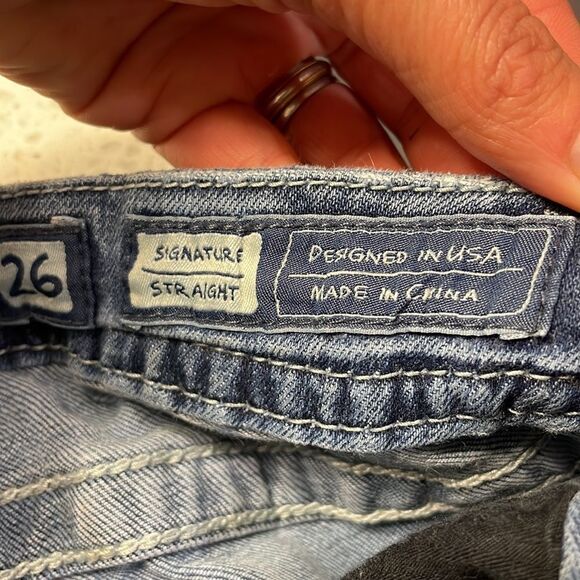 MISS Me woman’s Signature Straight woman’s blinged out jeans - Picture 12 of 16